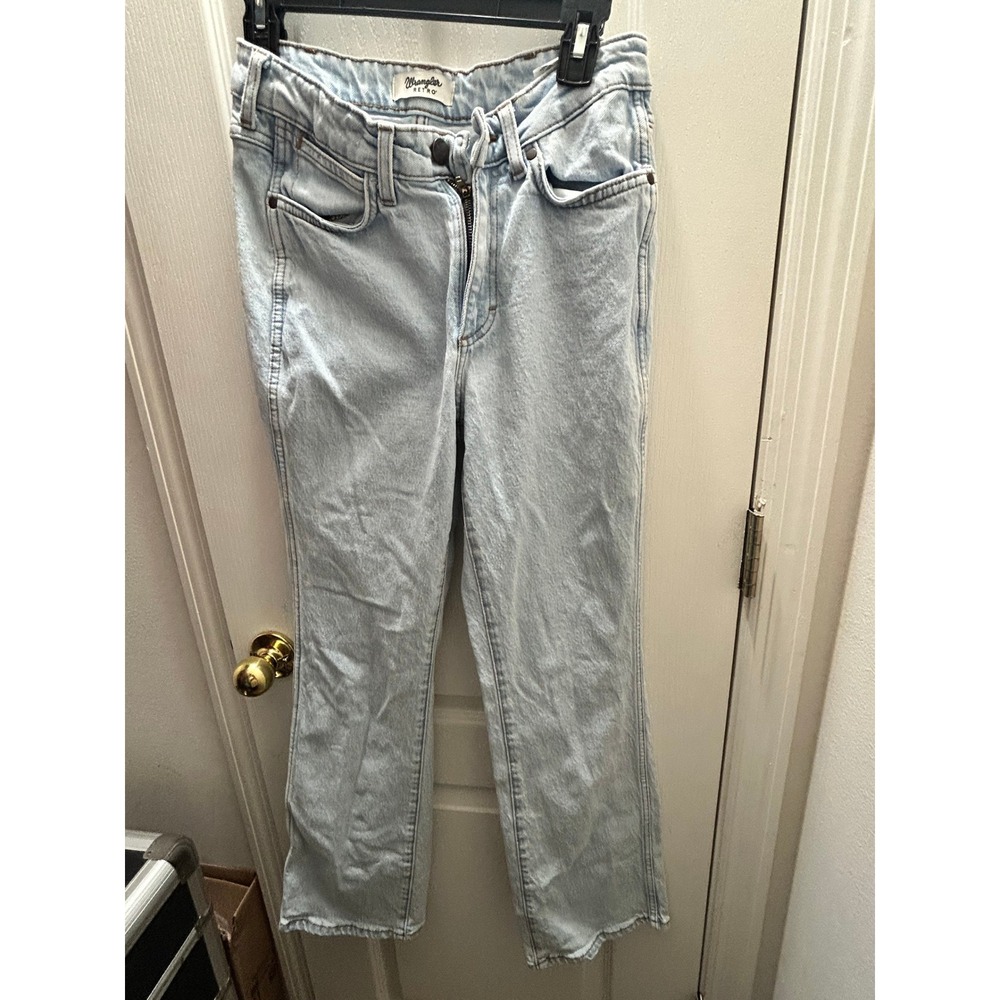 Wrangler Retro Light Wash Straight Leg Jeans Women's 28x30 Western Cowboy Y2K